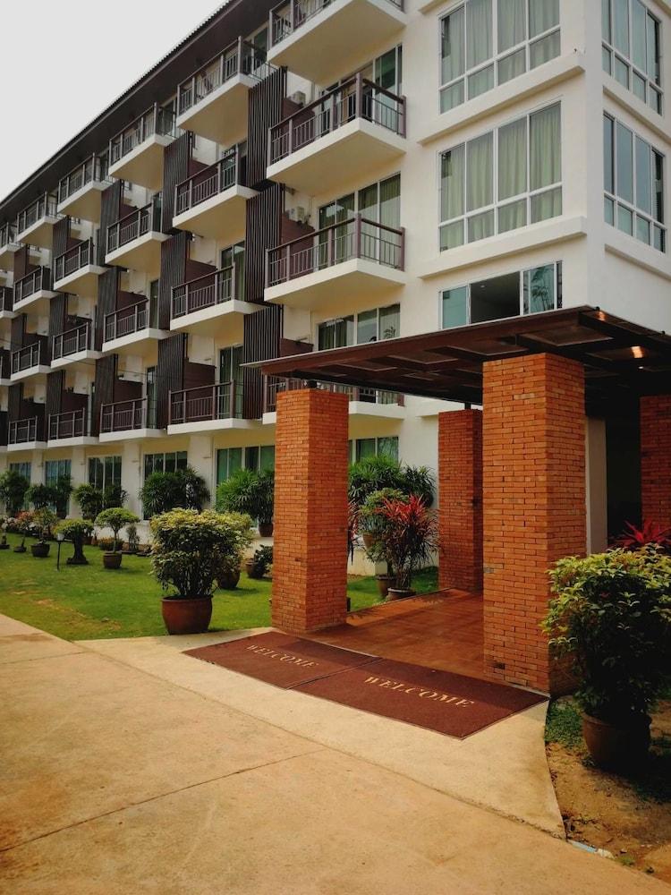 Teak Garden Resort, Chiang Rai Exterior foto