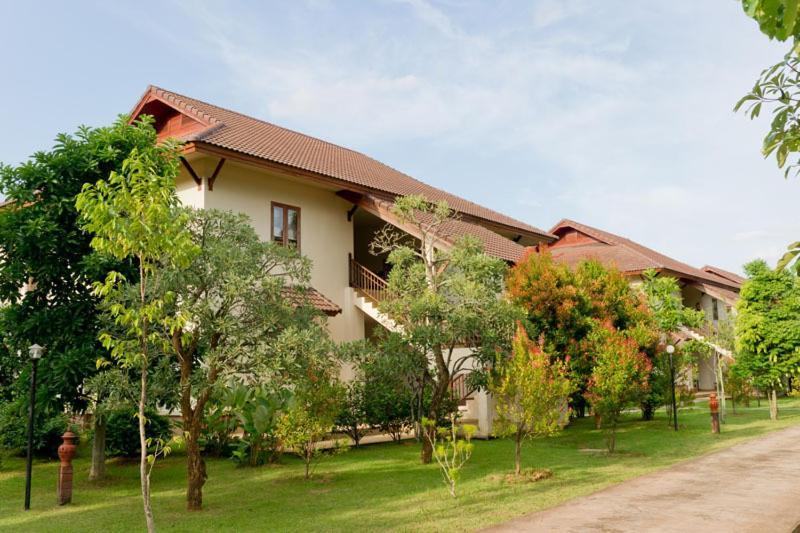 Teak Garden Resort, Chiang Rai Exterior foto